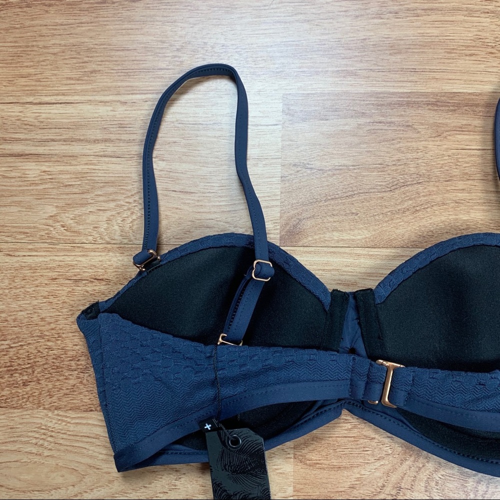 NWT TAVIK Swimwear Corsica Navy Textured Bikini Top - Picture 7 of 12